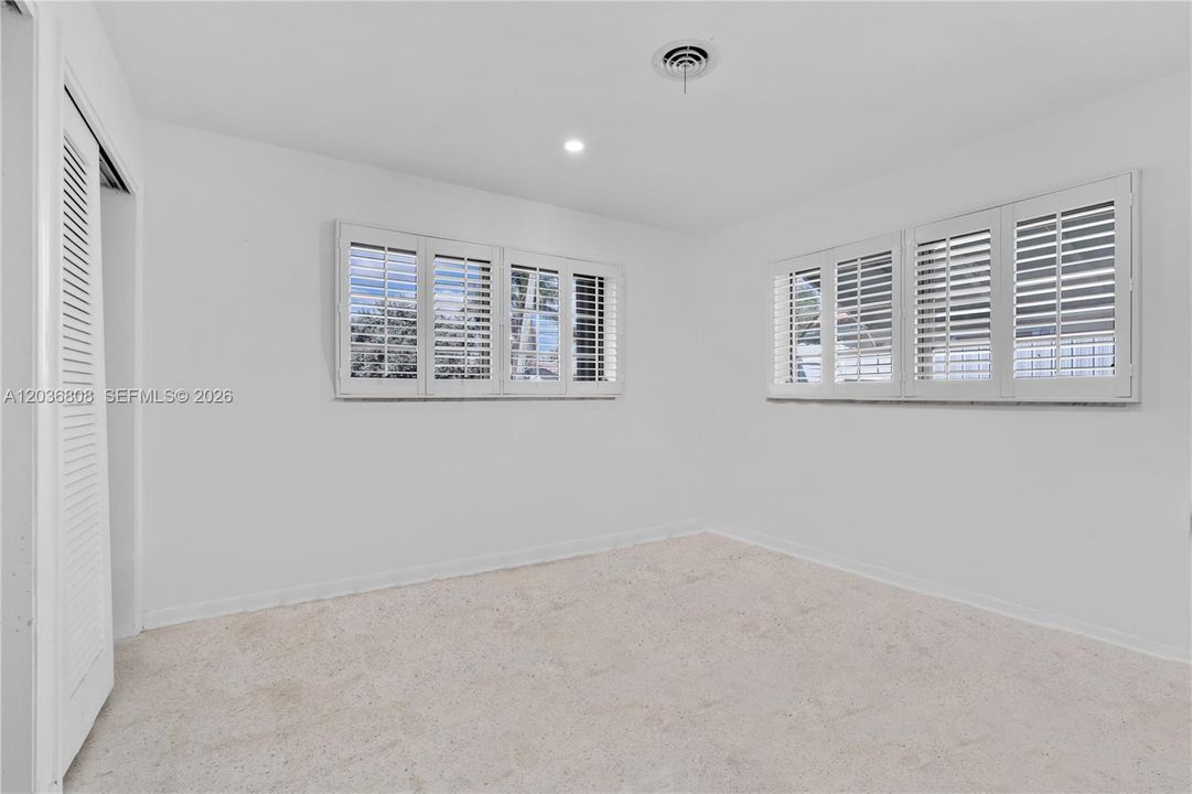 For Rent: $6,500 (5 beds, 3 baths, 2223 Square Feet)