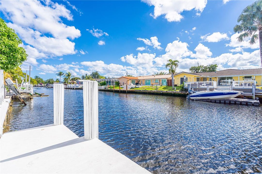 For Rent: $6,500 (5 beds, 3 baths, 2223 Square Feet)