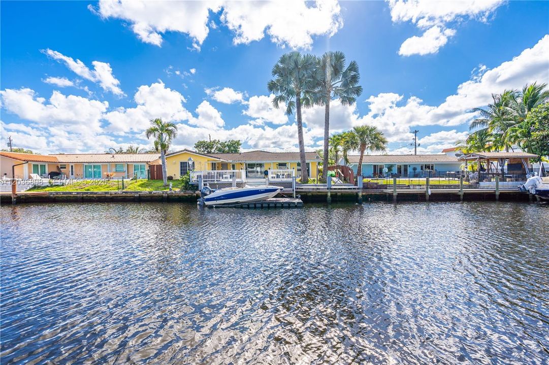For Rent: $6,500 (5 beds, 3 baths, 2223 Square Feet)