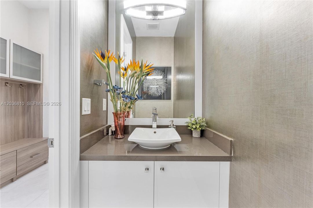 For Sale: $1,825,000 (5 beds, 4 baths, 4050 Square Feet)