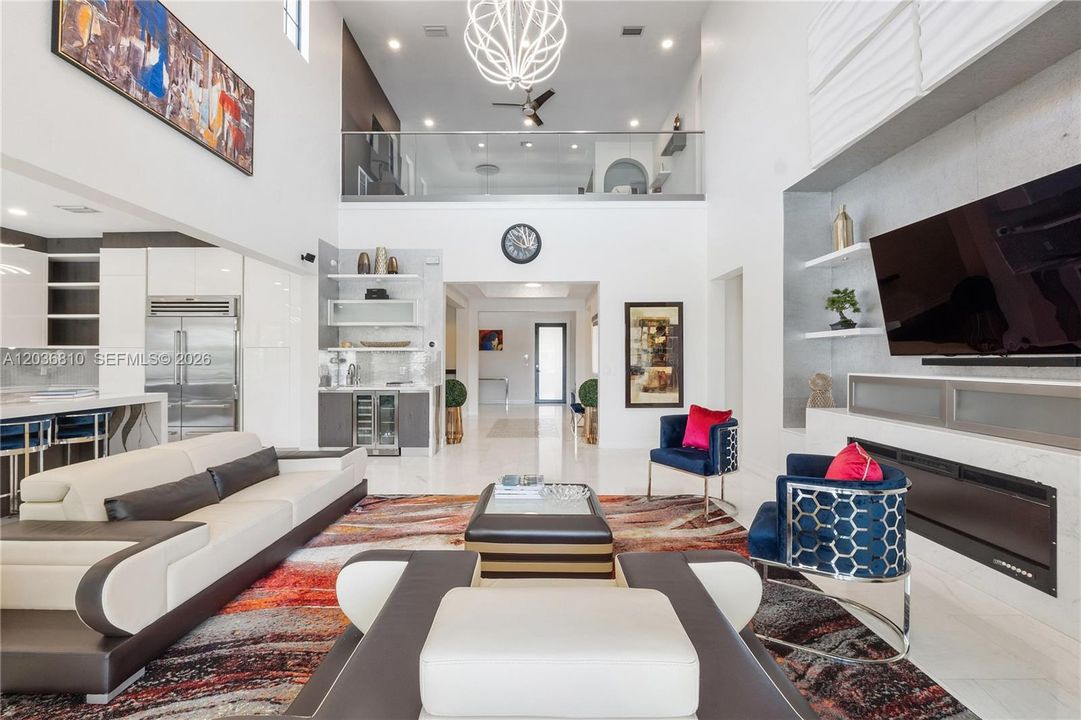 For Sale: $1,825,000 (5 beds, 4 baths, 4050 Square Feet)
