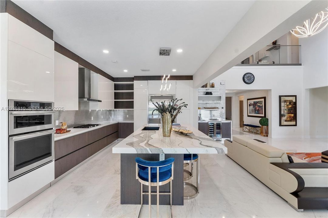 For Sale: $1,825,000 (5 beds, 4 baths, 4050 Square Feet)