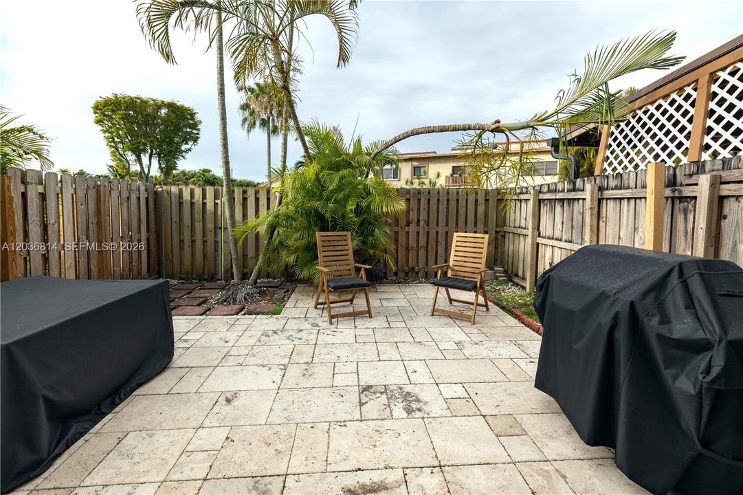 For Rent: $2,850 (3 beds, 2 baths, 1755 Square Feet)