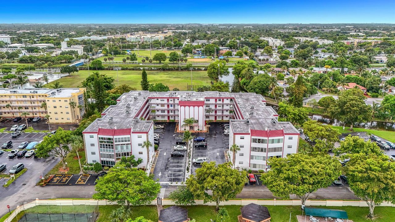 4270 NW 40th Street #401-2