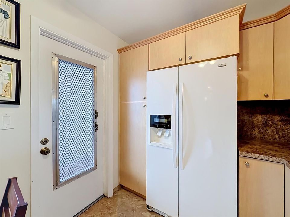 4270 NW 40th Street #401-28