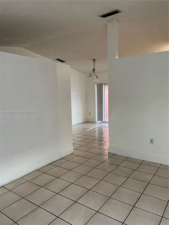 For Rent: $3,000 (3 beds, 2 baths, 1322 Square Feet)