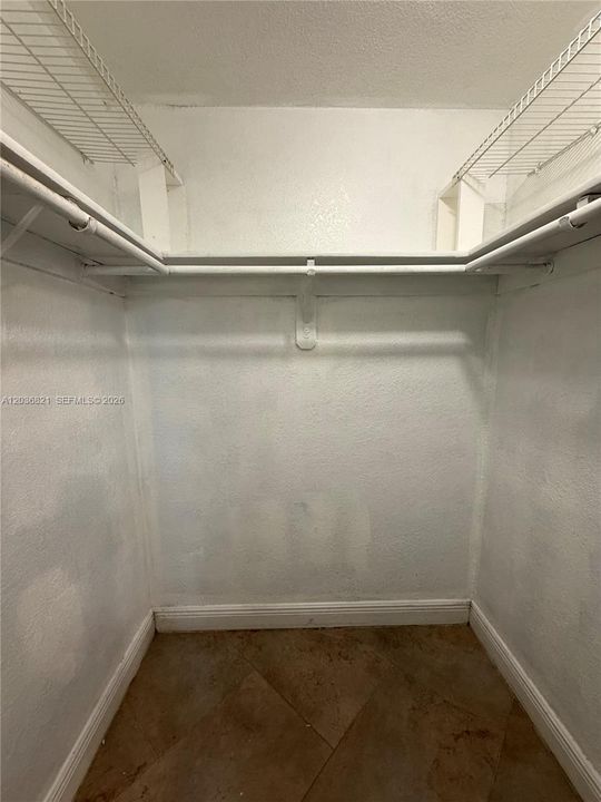 For Rent: $3,000 (3 beds, 2 baths, 1322 Square Feet)