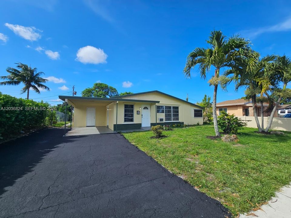 For Sale: $354,000 (3 beds, 1 baths, 1020 Square Feet)