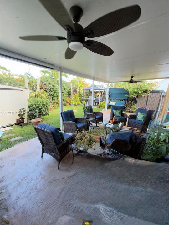 For Sale: $510,000 (3 beds, 2 baths, 1154 Square Feet)