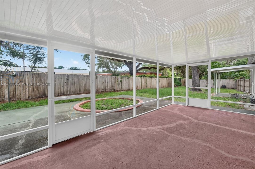 For Sale: $368,000 (3 beds, 2 baths, 1904 Square Feet)