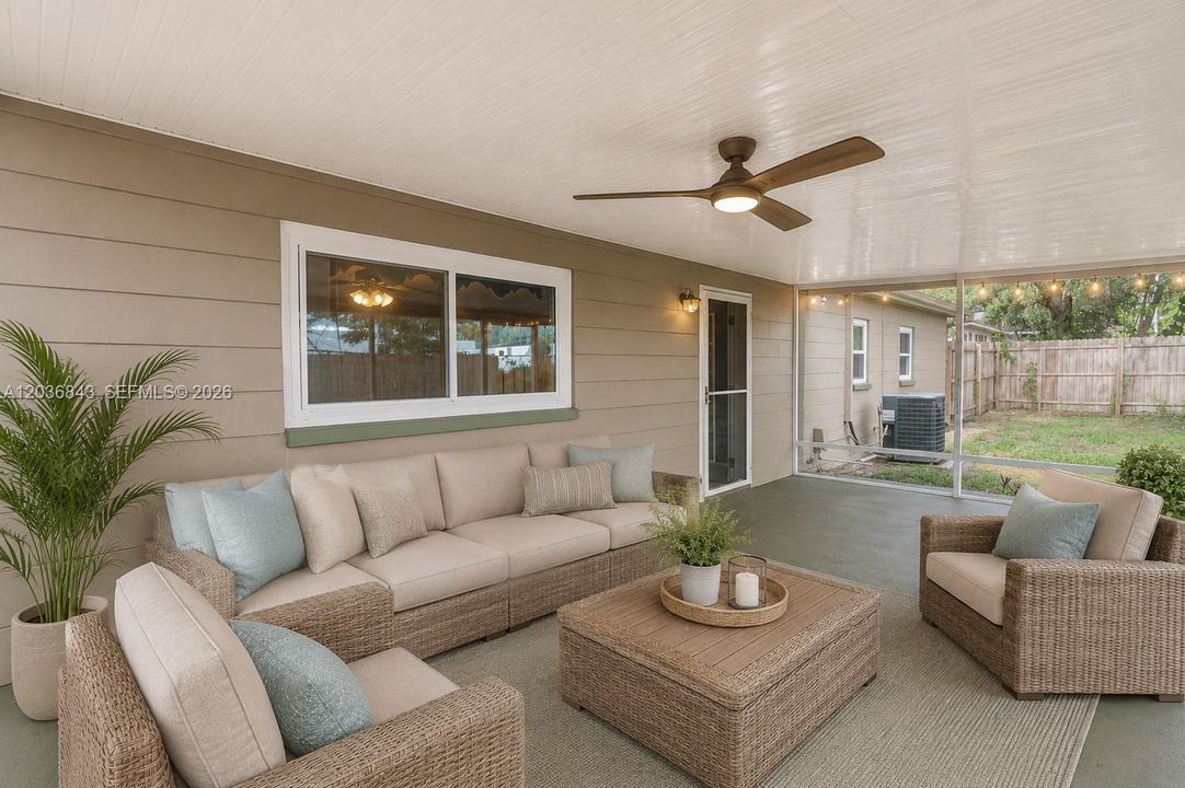 For Sale: $368,000 (3 beds, 2 baths, 1904 Square Feet)