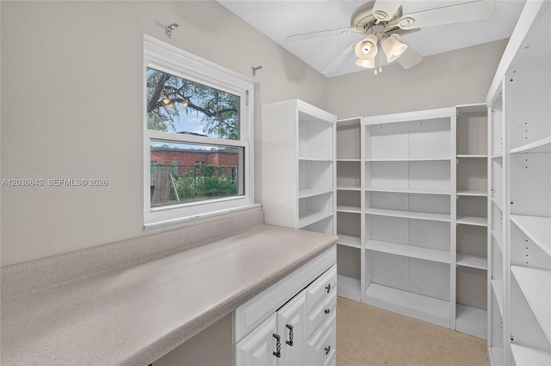 For Sale: $368,000 (3 beds, 2 baths, 1904 Square Feet)