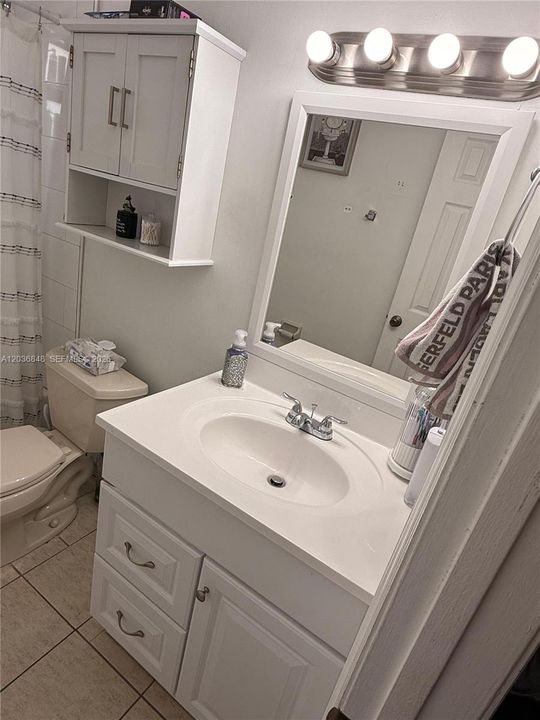 For Rent: $2,800 (3 beds, 2 baths, 1258 Square Feet)