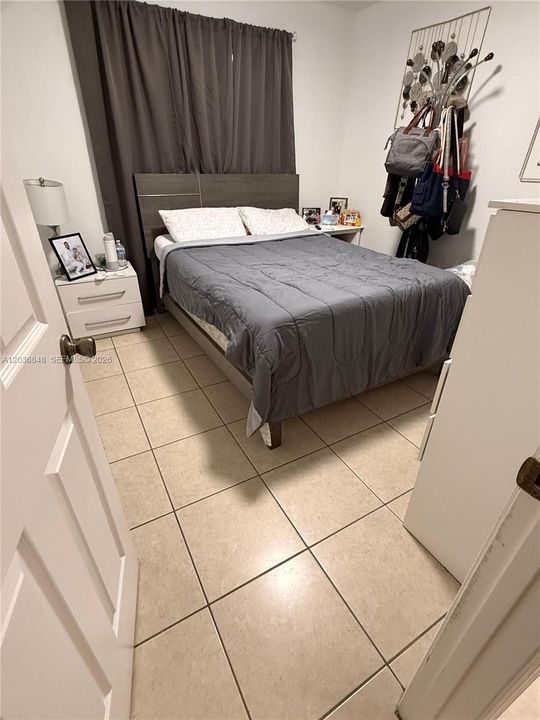 For Rent: $2,800 (3 beds, 2 baths, 1258 Square Feet)