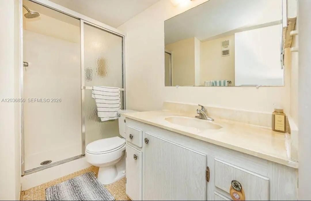 En Renta: $1,699 (2 camas, 2 baños, 960 Pies cuadrados)