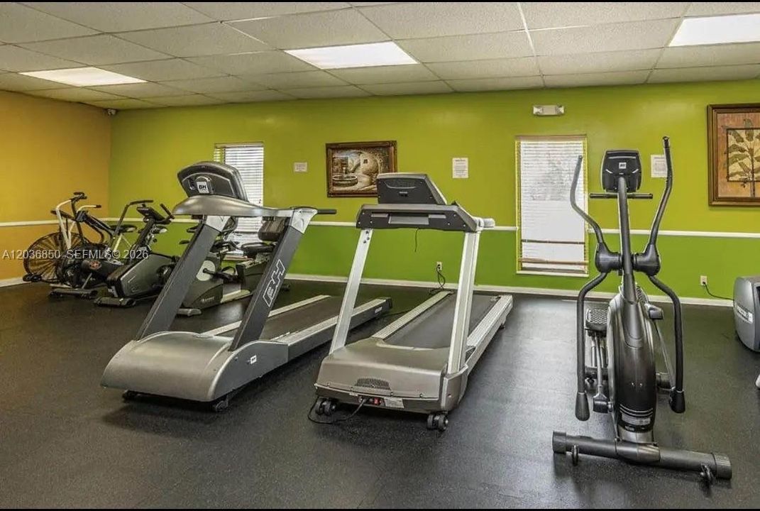 En Renta: $1,699 (2 camas, 2 baños, 960 Pies cuadrados)