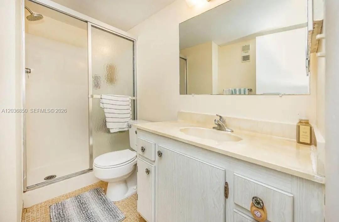En Renta: $1,699 (2 camas, 2 baños, 960 Pies cuadrados)