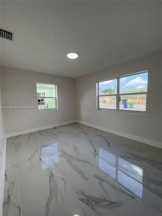 For Rent: $2,500 (2 beds, 1 baths, 0 Square Feet)