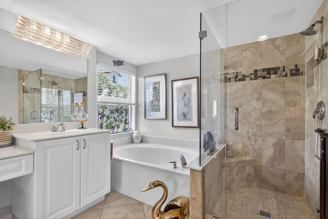 Ensuite Master Bath