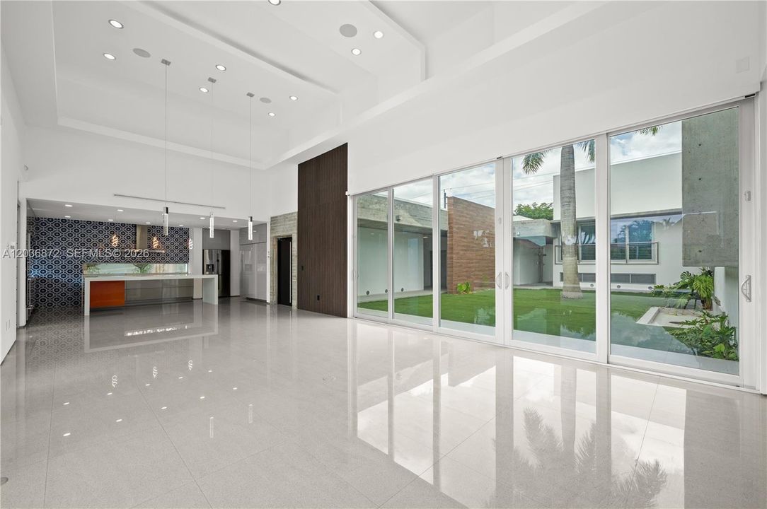 For Sale: $2,999,900 (6 beds, 5 baths, 4146 Square Feet)