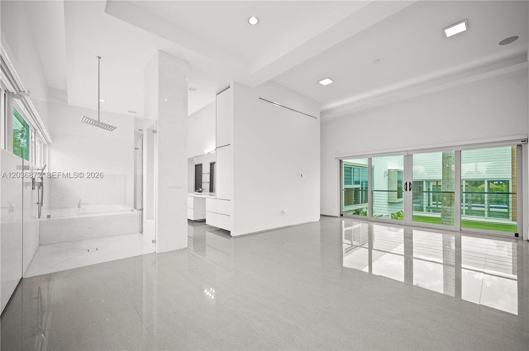 For Sale: $2,999,900 (6 beds, 5 baths, 4146 Square Feet)