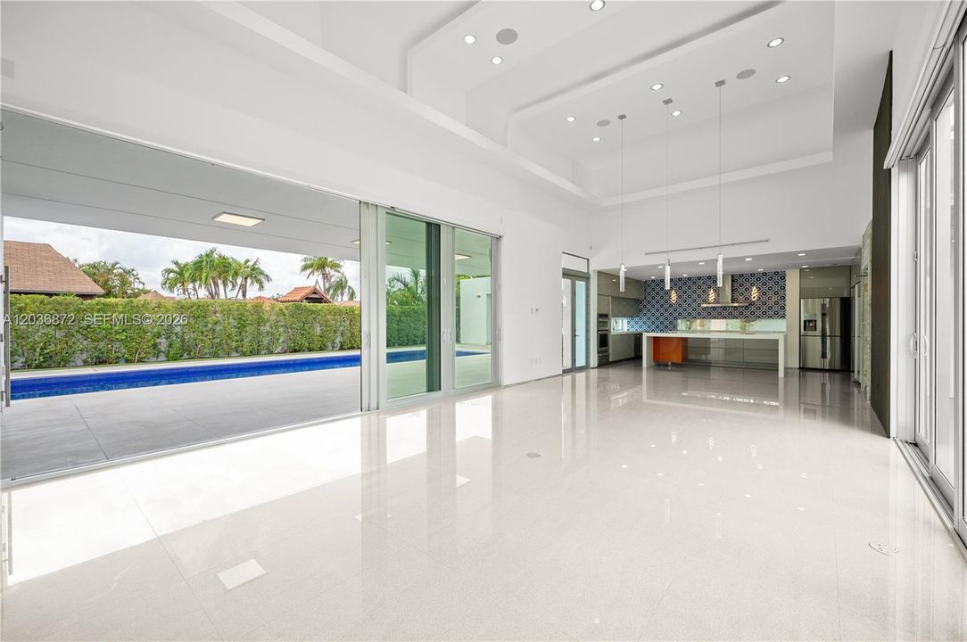 For Sale: $2,999,900 (6 beds, 5 baths, 4146 Square Feet)