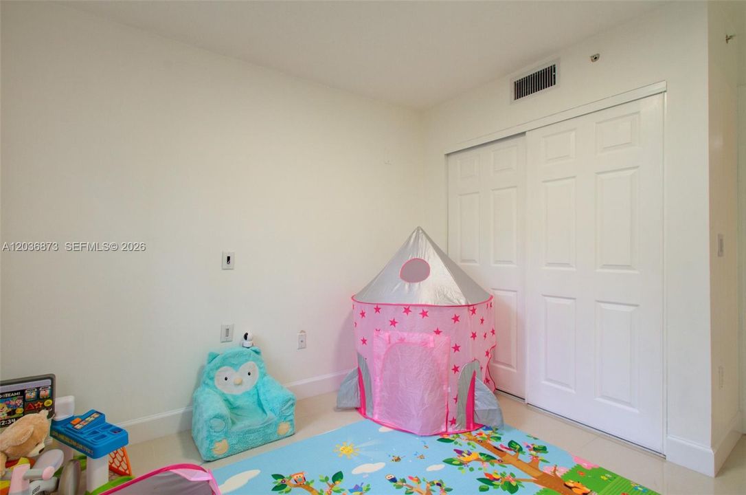 En Renta: $2,900 (3 camas, 2 baños, 1125 Pies cuadrados)