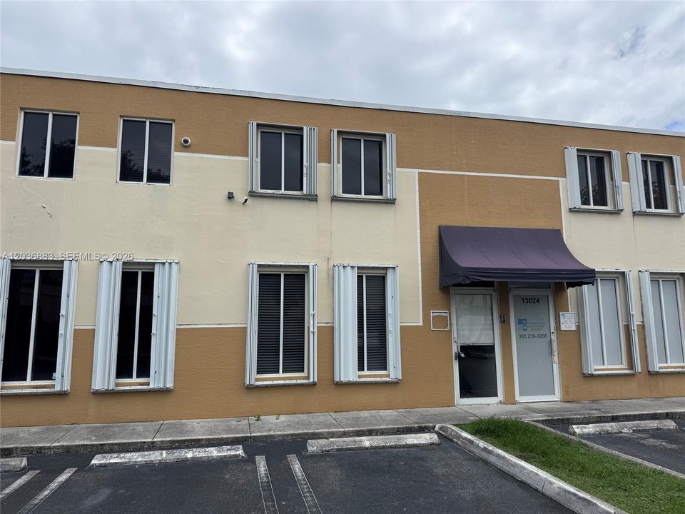 For Rent: $2,600 (0 beds, 0 baths, 0 Square Feet)