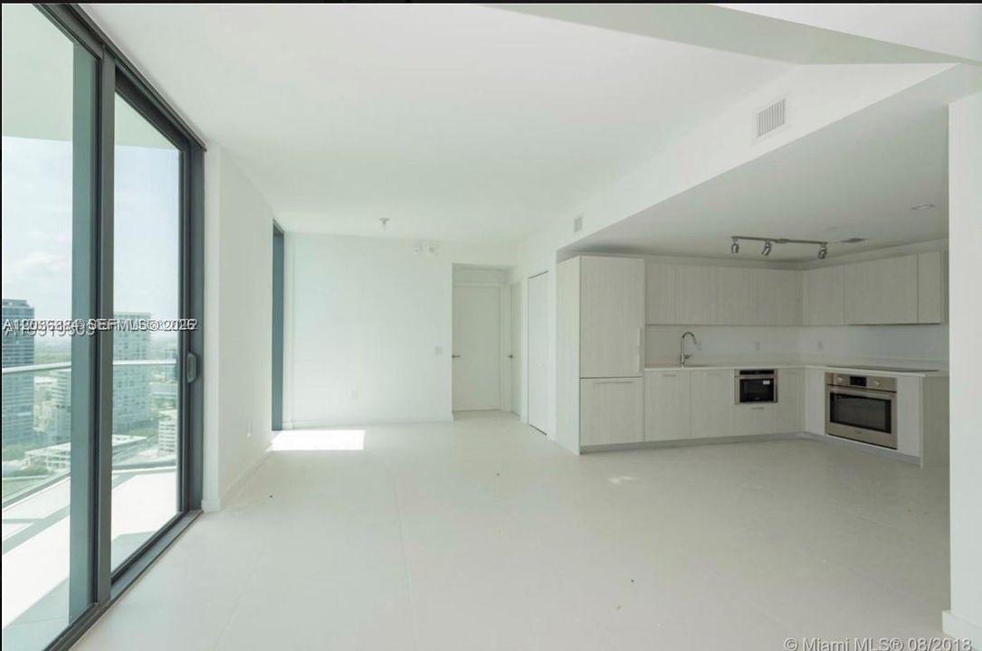 En Renta: $4,250 (2 camas, 2 baños, 944 Pies cuadrados)