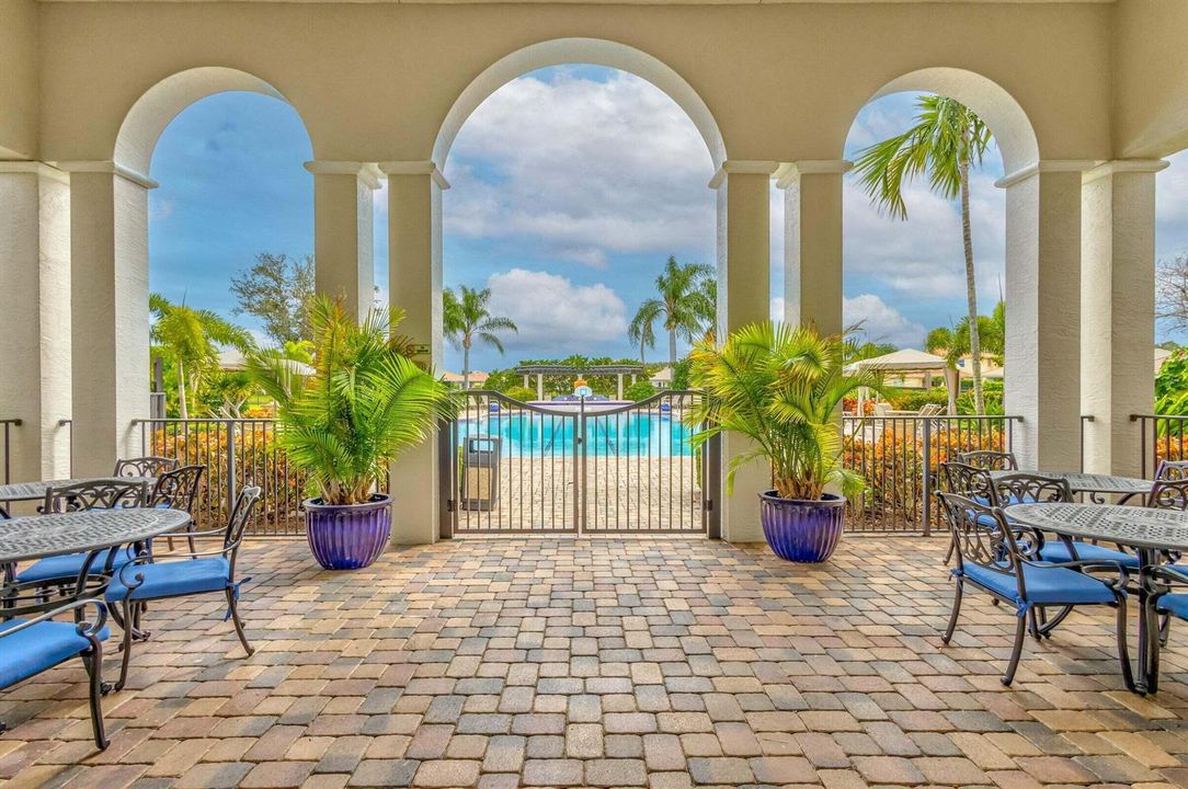 Mirabella Entrance to Pool