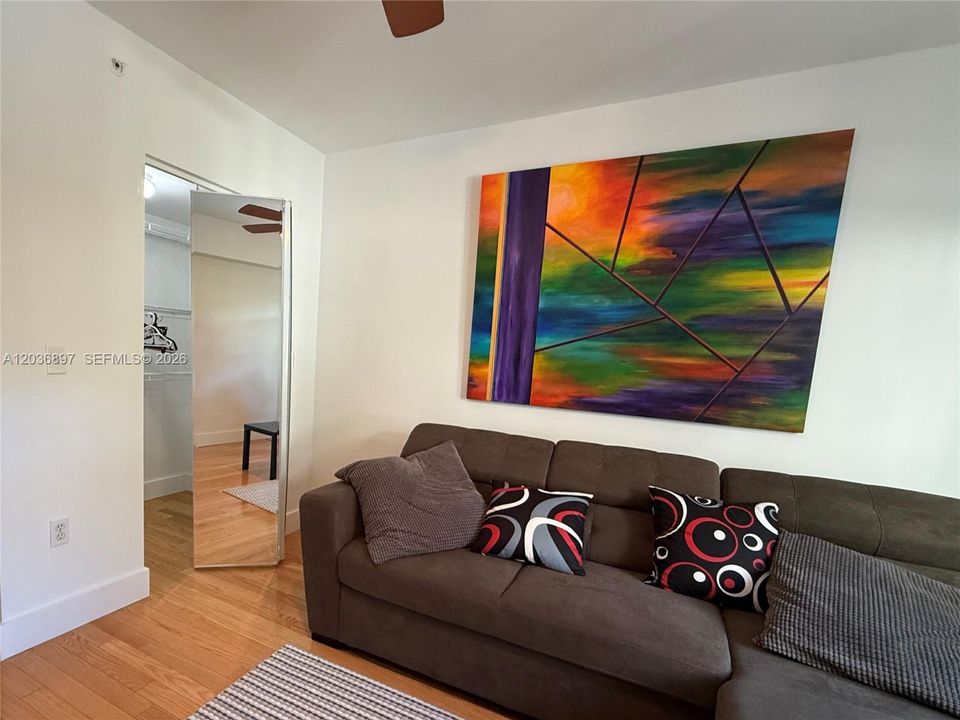 En Renta: $2,950 (2 camas, 2 baños, 1121 Pies cuadrados)