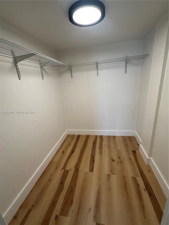 En Renta: $2,400 (2 camas, 2 baños, 960 Pies cuadrados)