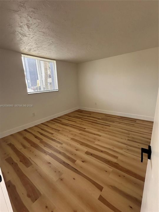 En Renta: $2,400 (2 camas, 2 baños, 960 Pies cuadrados)
