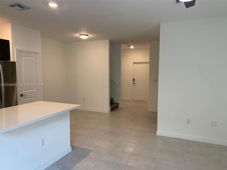 For Rent: $2,750 (4 beds, 3 baths, 1374 Square Feet)