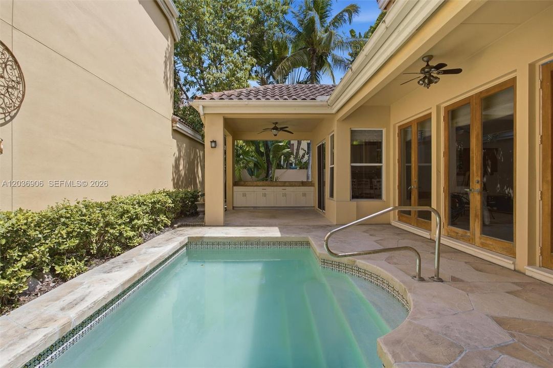For Rent: $7,500 (3 beds, 3 baths, 2380 Square Feet)