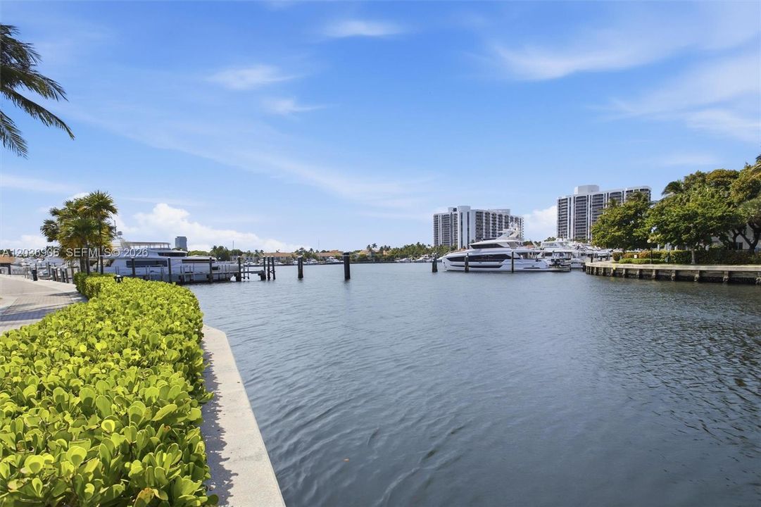 For Rent: $7,500 (3 beds, 3 baths, 2380 Square Feet)