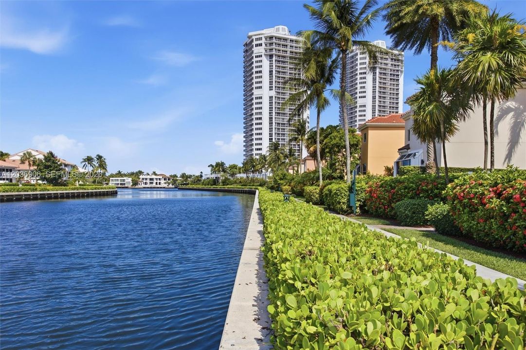 For Rent: $7,500 (3 beds, 3 baths, 2380 Square Feet)
