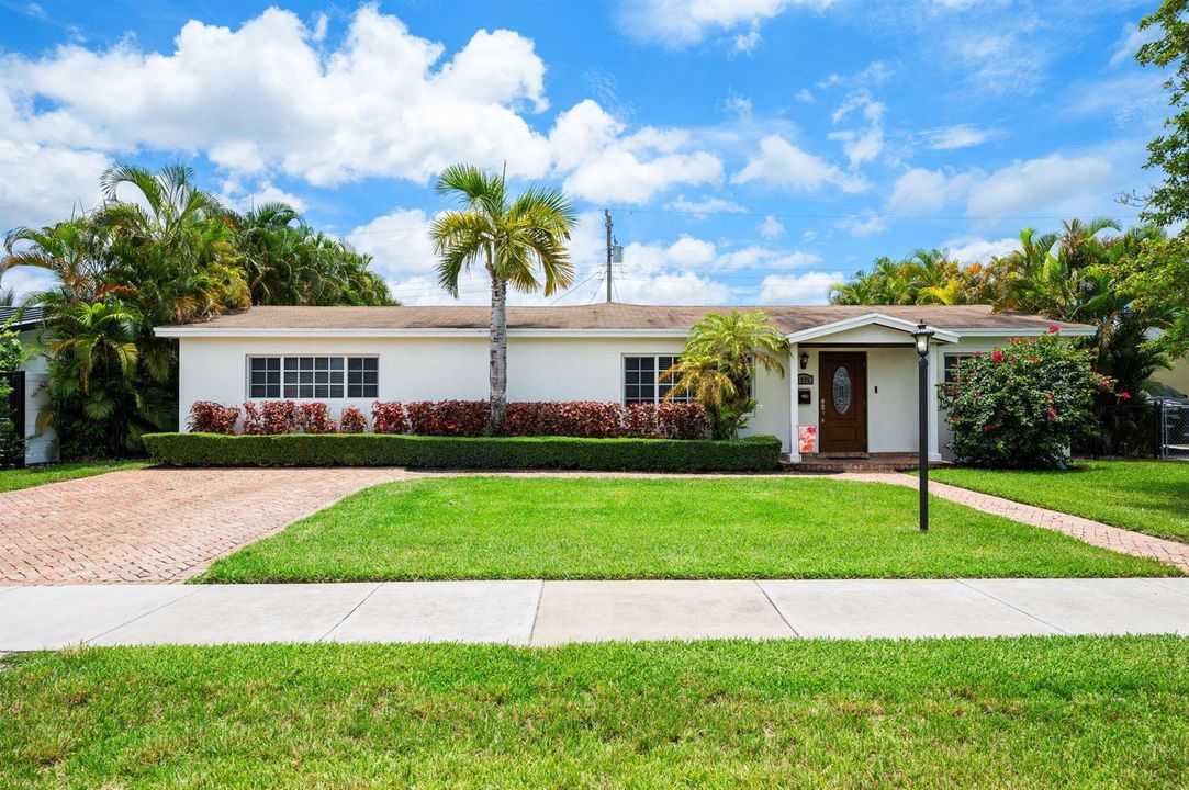 4-web-or-mls-1035-sw-100th-ct