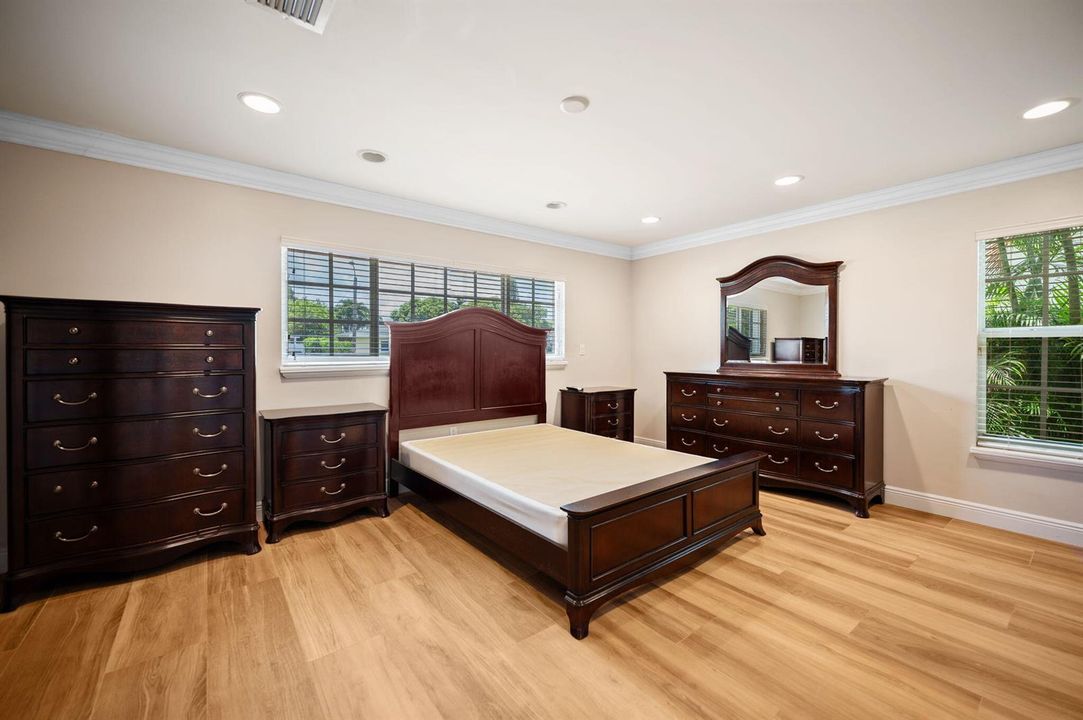 16-web-or-mls-1035-sw-100th-ct