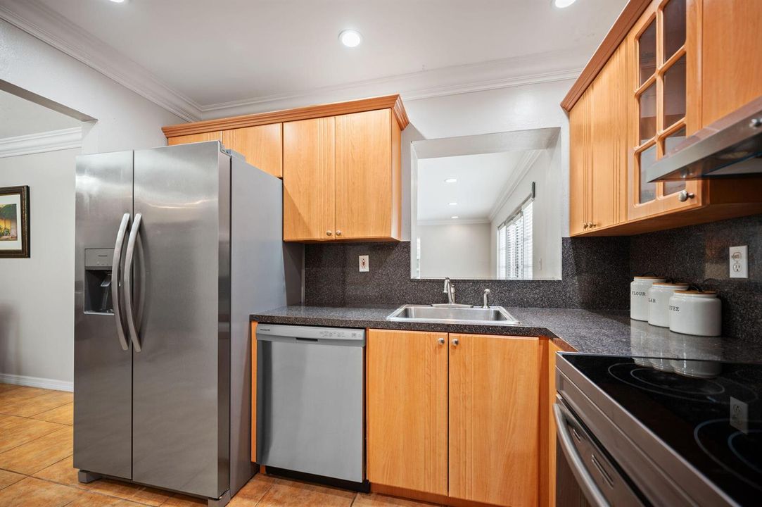 11-web-or-mls-1035-sw-100th-ct