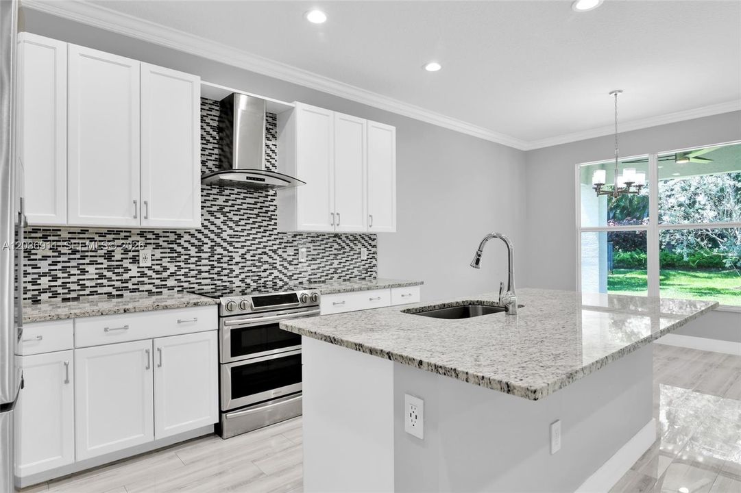For Rent: $8,100 (4 beds, 3 baths, 2305 Square Feet)