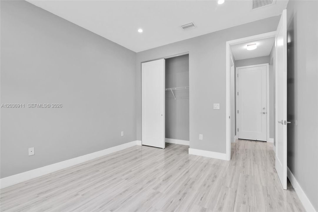 For Rent: $8,100 (4 beds, 3 baths, 2305 Square Feet)