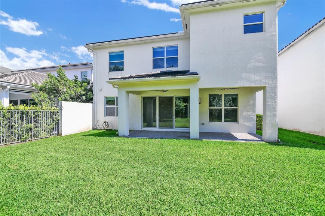 For Rent: $8,100 (4 beds, 3 baths, 2305 Square Feet)