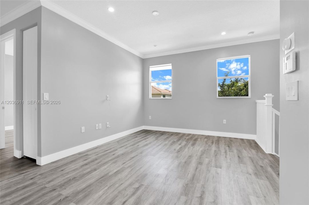 For Rent: $8,100 (4 beds, 3 baths, 2305 Square Feet)