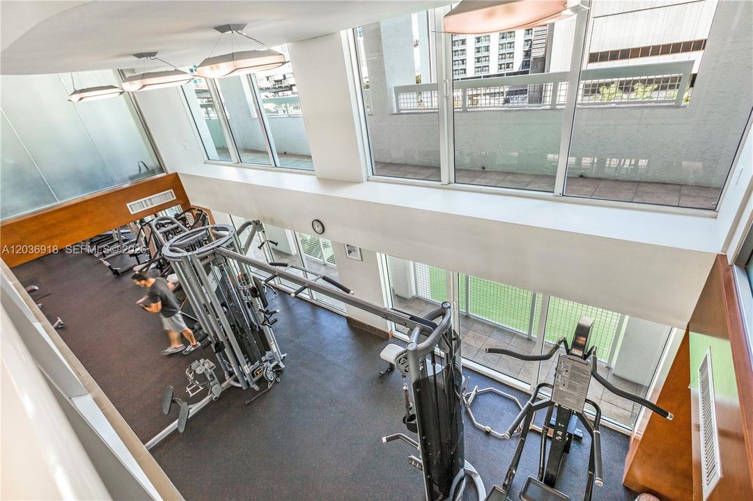 For Rent: $5,900 (3 beds, 2 baths, 1419 Square Feet)