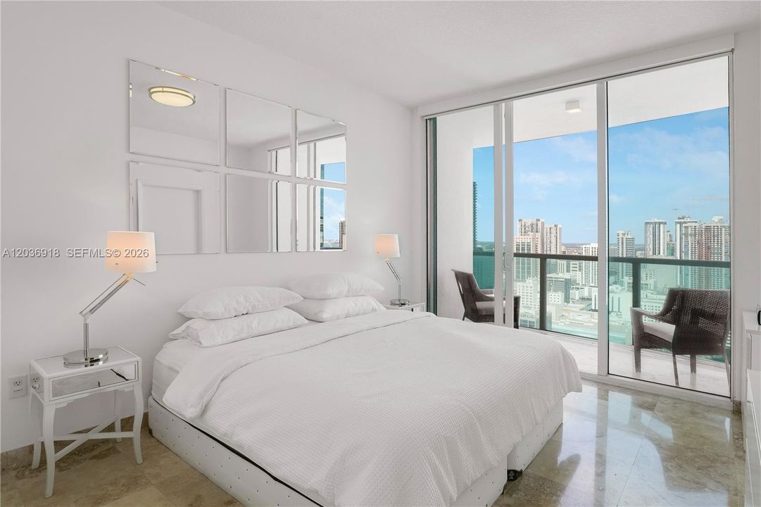 For Rent: $5,900 (3 beds, 2 baths, 1419 Square Feet)