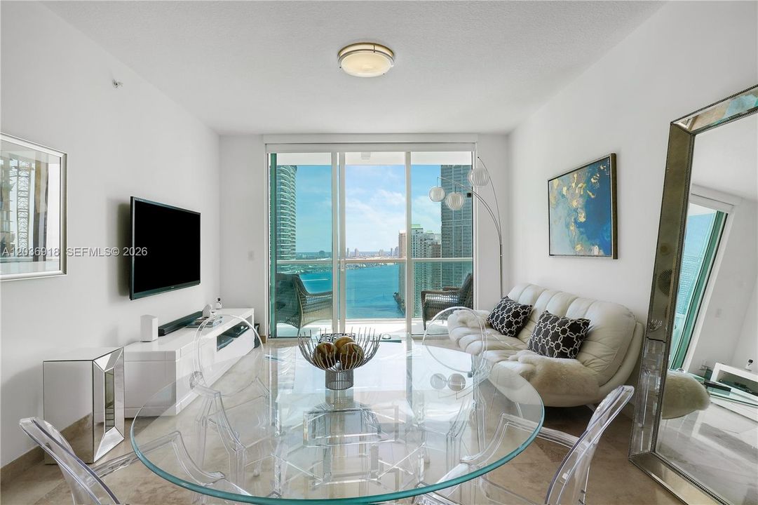 For Rent: $5,900 (3 beds, 2 baths, 1419 Square Feet)