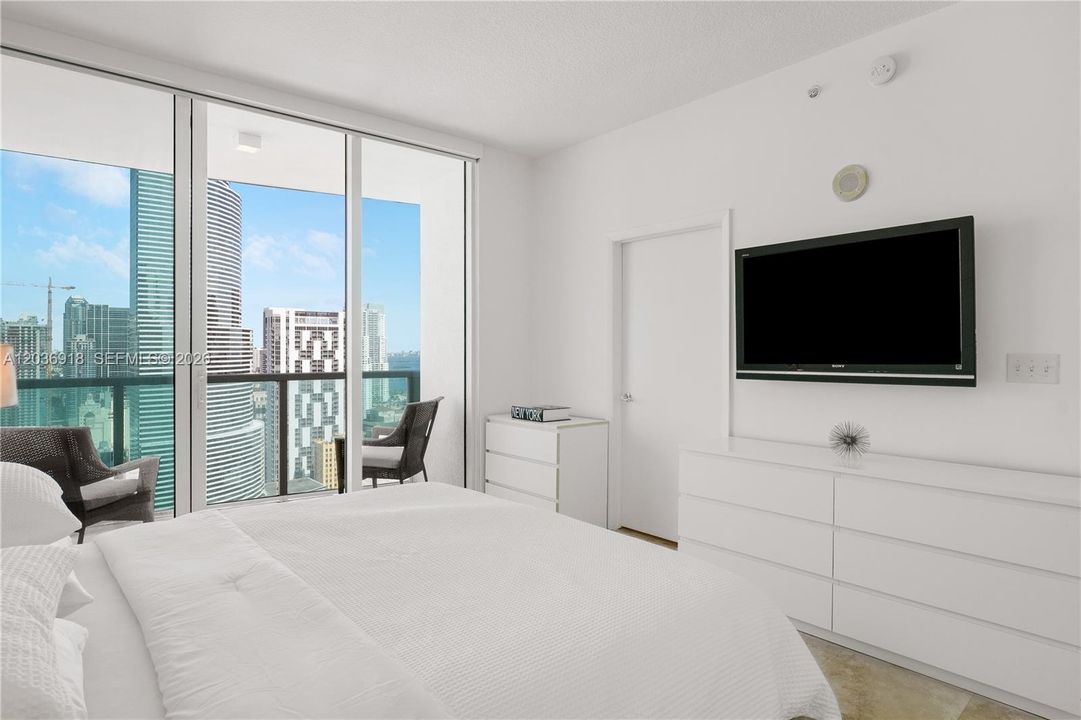 For Rent: $5,900 (3 beds, 2 baths, 1419 Square Feet)