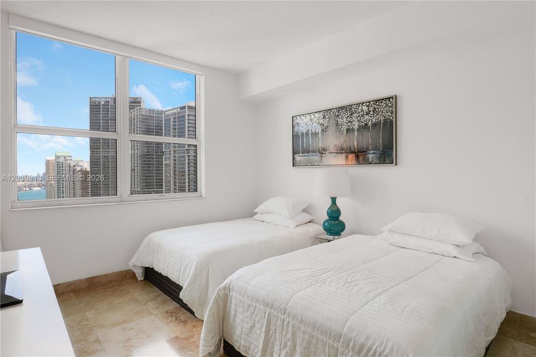 For Rent: $5,900 (3 beds, 2 baths, 1419 Square Feet)