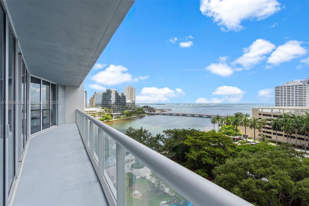 待售: $875,000 (2 贝兹, 2 浴室, 1450 平方英尺)